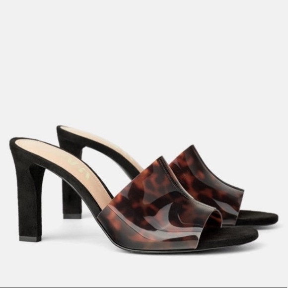 Zara Shoes - Zara Tortoise Mules
